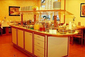 Hotel Am Schwedenkai Kiel Ngoại thất bức ảnh